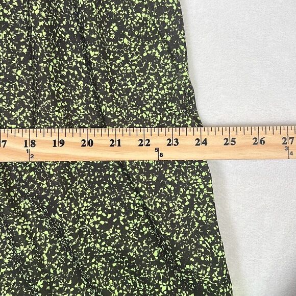 Under Armour Loose fit UA 9" Stretch Printed Training Shorts NWT Men's 2XL - Picture 2 of 7